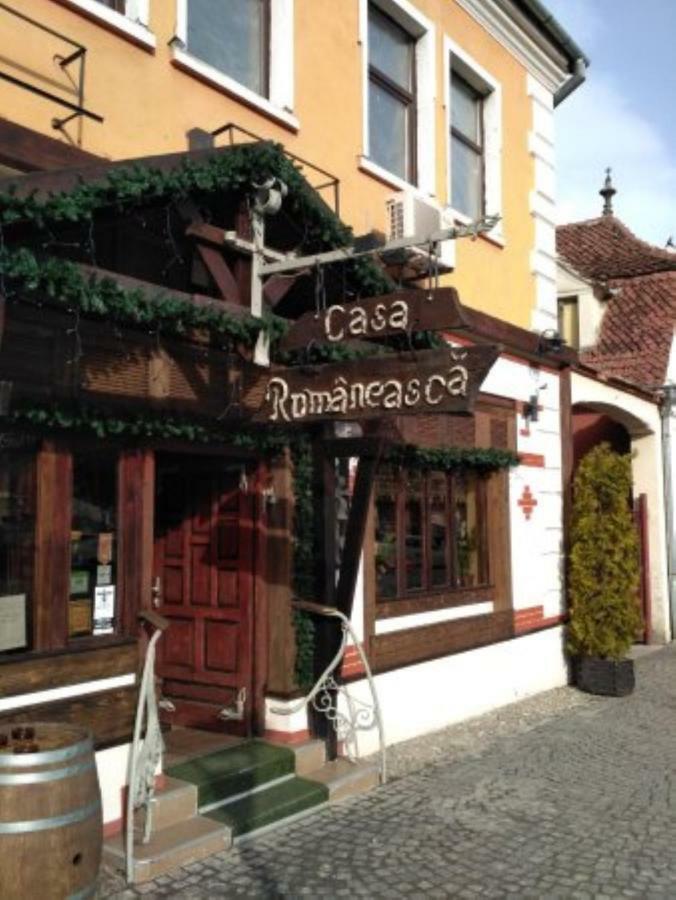 Casa Alise-Luise Appartement Braşov Buitenkant foto